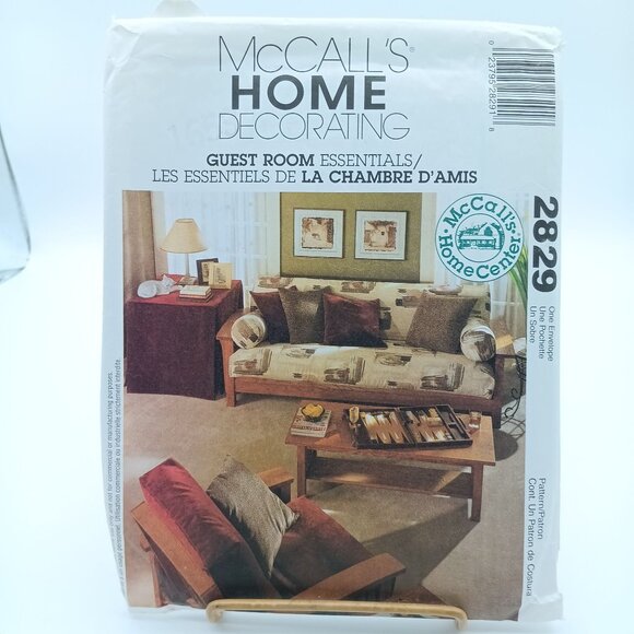 UNCUT Vintage McCalls Home Decorating Guest Room Essentials Pattern #2829 2000 - Picture 1 of 2